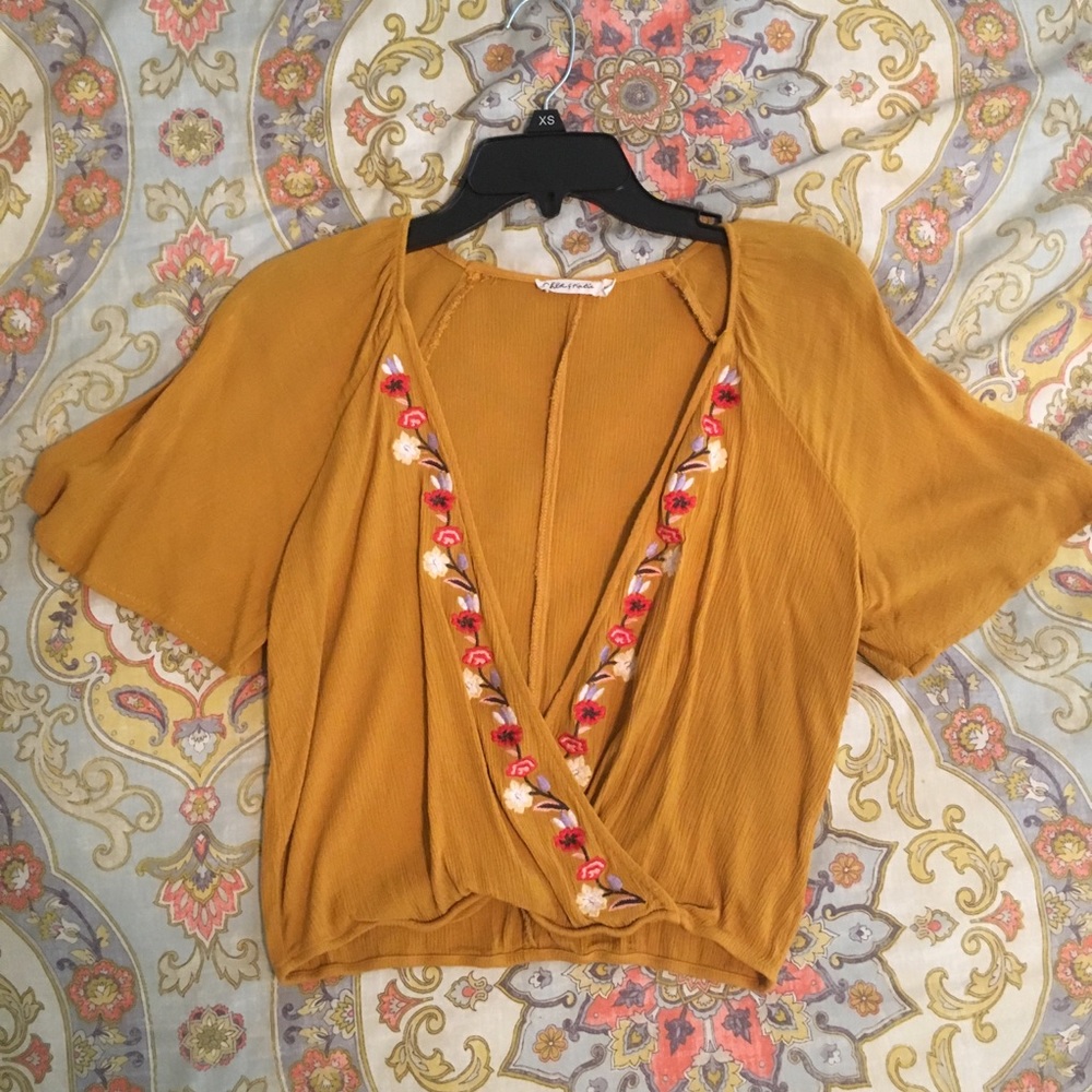 Cropped top